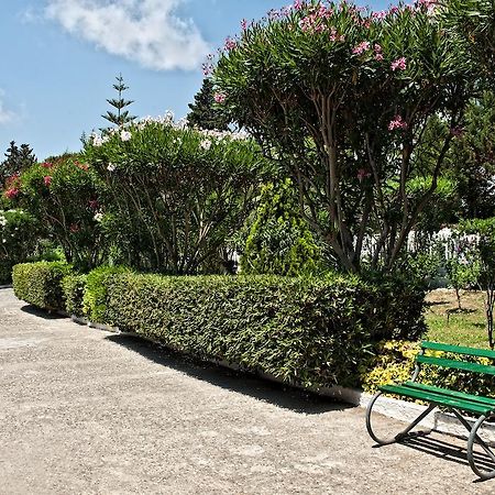 Hotel Villaggio Club Altalia Residence Brancaleone Экстерьер фото