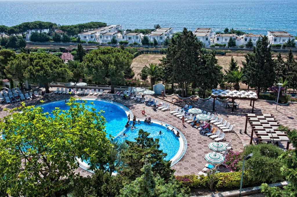 Hotel Villaggio Club Altalia Residence Brancaleone Экстерьер фото
