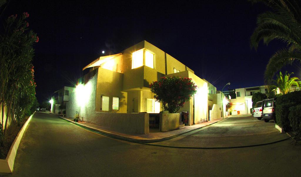 Hotel Villaggio Club Altalia Residence Brancaleone Экстерьер фото